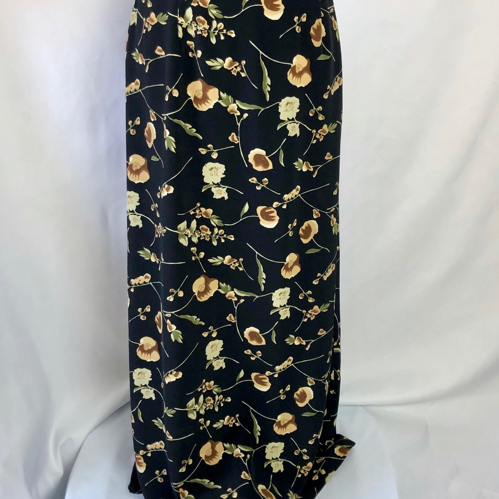 NOE Flower Print Skirt Size: 7/8